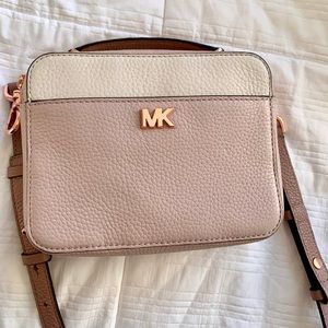 Michael Kors Mini Mott